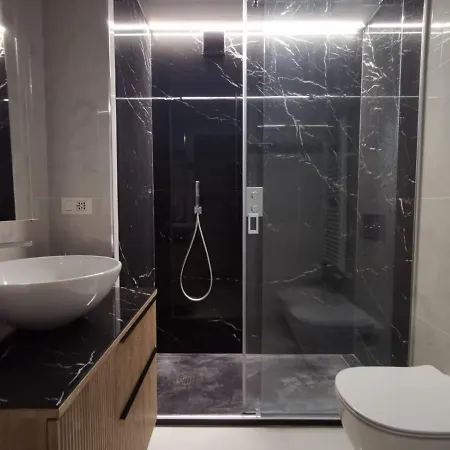 Jacuzzi Luxury Apartment In The Town Centre Turin Exterior photo