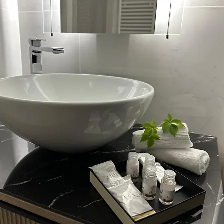 Jacuzzi Luxury Apartment In The Town Centre Turin Exterior photo