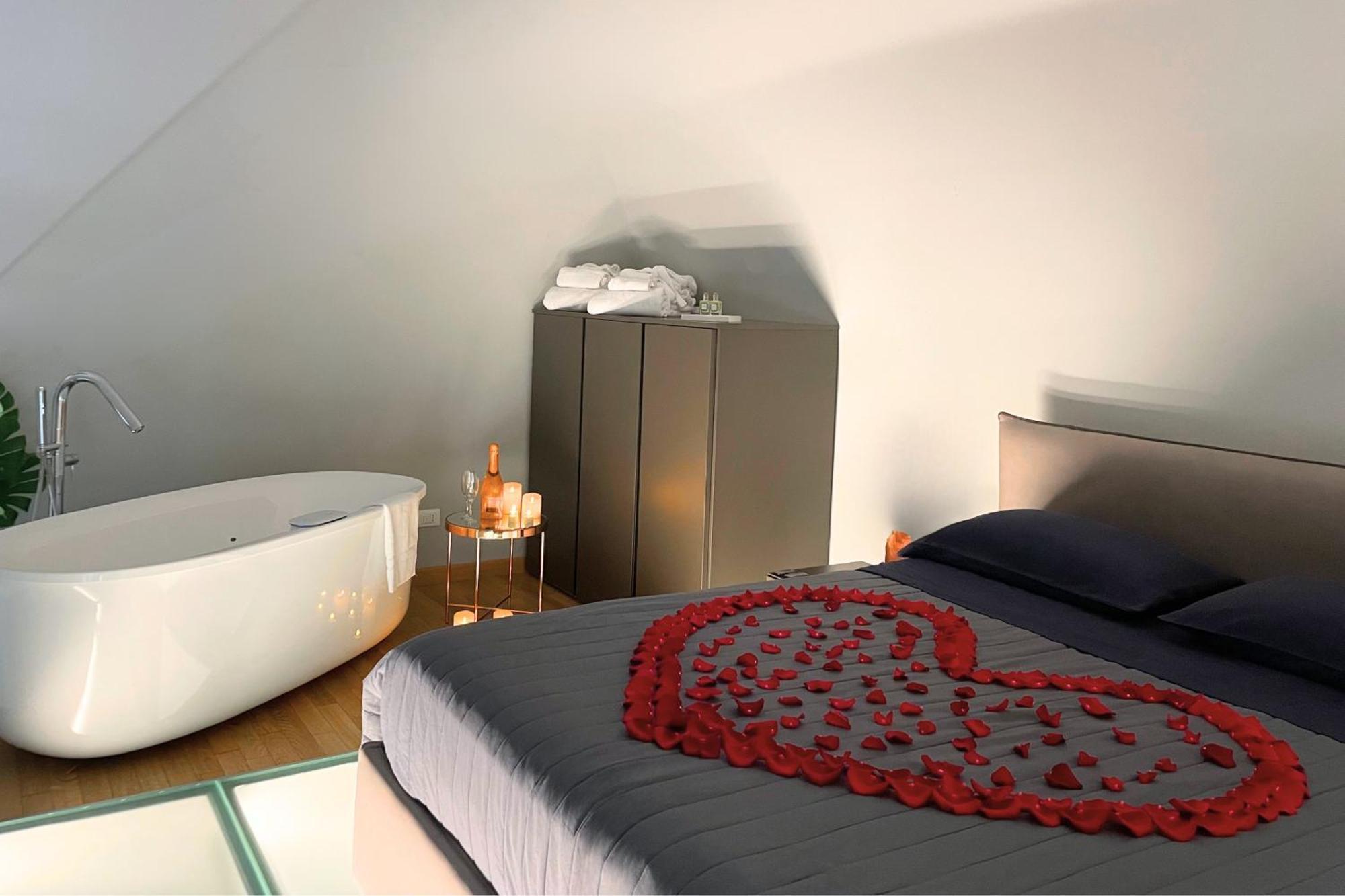 Apartment Jacuzzi Luxury In The Town Centre *